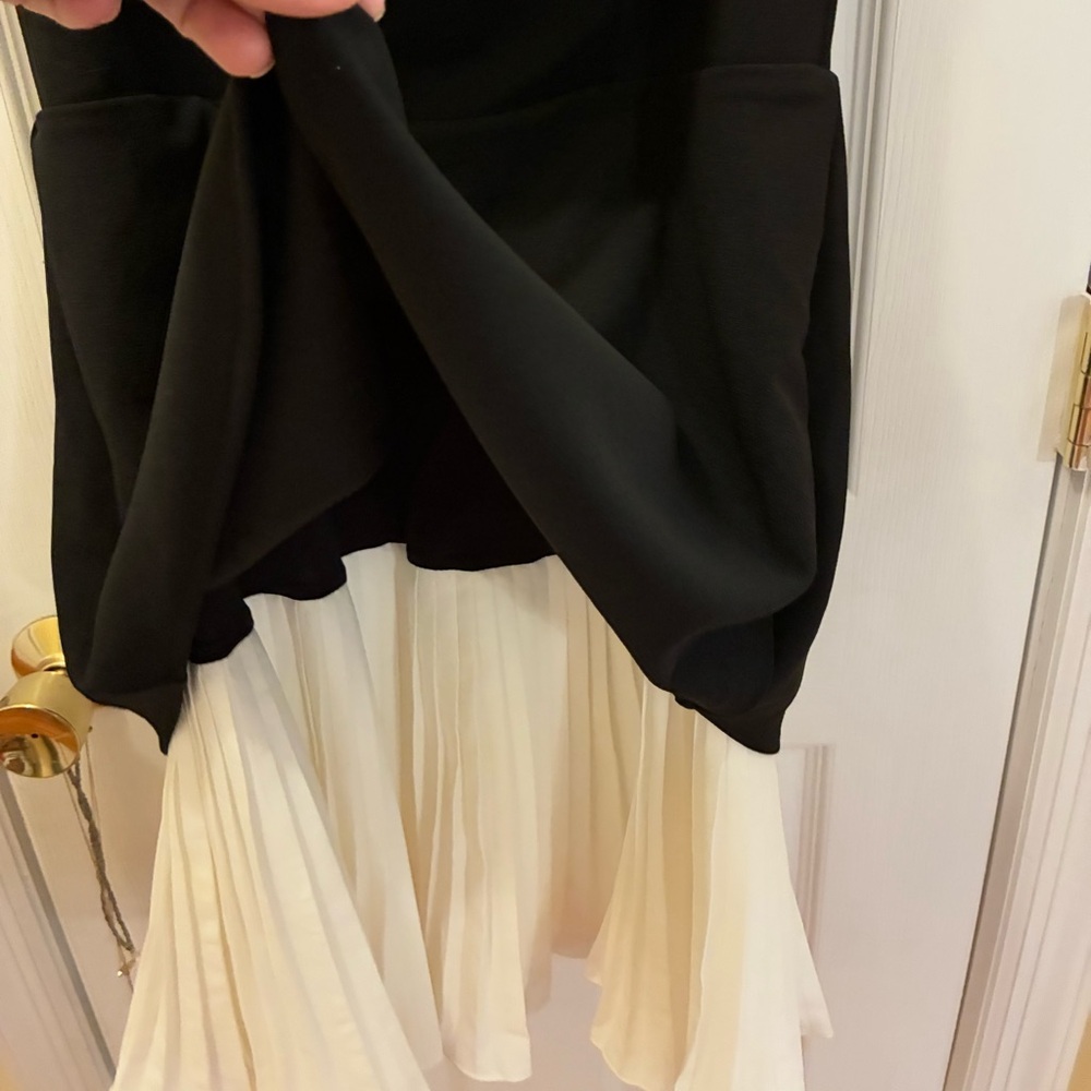 Angel Biba Black and White Off-Shoulder Mini Dress - Picture 5 of 12